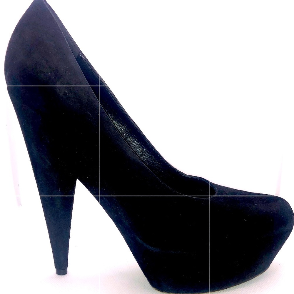 Yves Saint Laurent Paris Suede Black Platform Pump